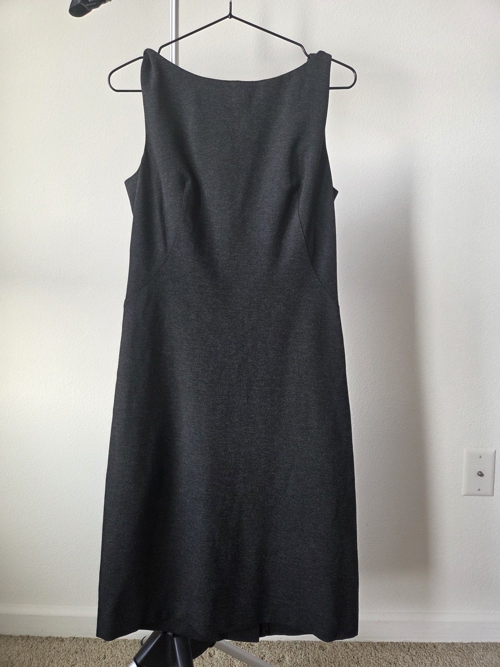 MM. LaFleur Dark Gray Sleeveless Boatneck Sheath Dress Women's Size 8 Workwear
